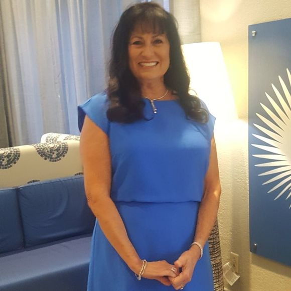 Meet your Posher, Diane - Picture 2 of 2